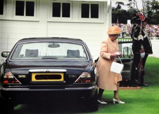 queen-elizabeths-car.jpg